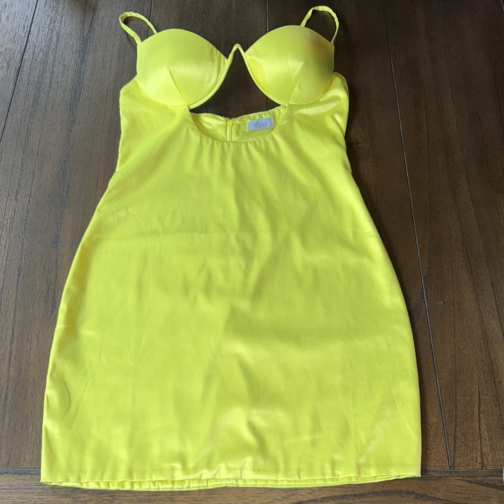 oh POLLY ‘Ahead Of The Curve' Underwired Satin Mini Dress in Neon Yellow - Picture 7 of 16